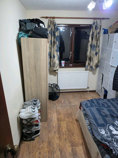Spacious Single room Main Photo