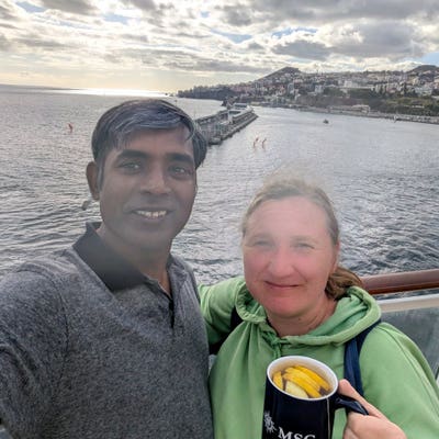Searching for a seperate room for weekdays Main Photo