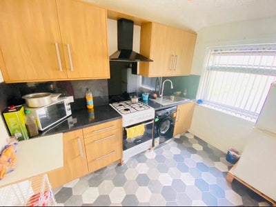Fully furnished Double bedroom for rent Main Photo