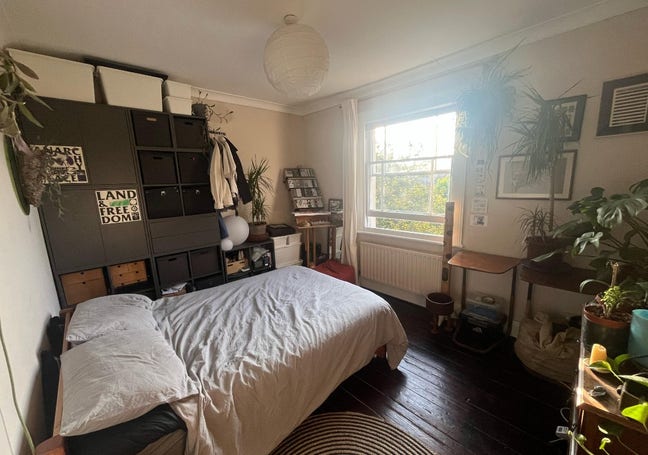 Garden view top floor double - short/long sublet Main Photo