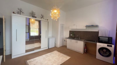 Studio in Heart of Crystal Palace Bills Included Main Photo