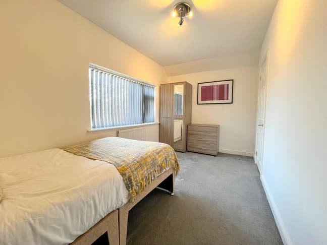 🥰🧣 Double Rooms WITH En-suites Main Photo
