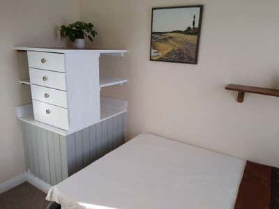 Good value room in renovated house Main Photo