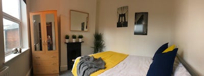 Double room in newly refurbished house !!!! Main Photo