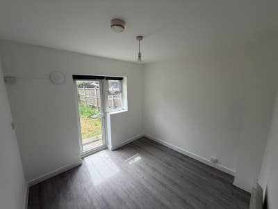 DSS - Studio Flat Available in Catford SE6 Main Photo