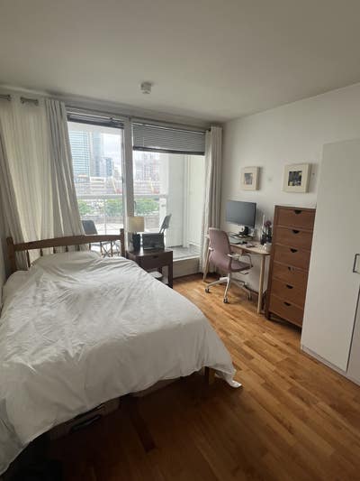 Furnished Double bed + balcony near Canary wharf  Main Photo