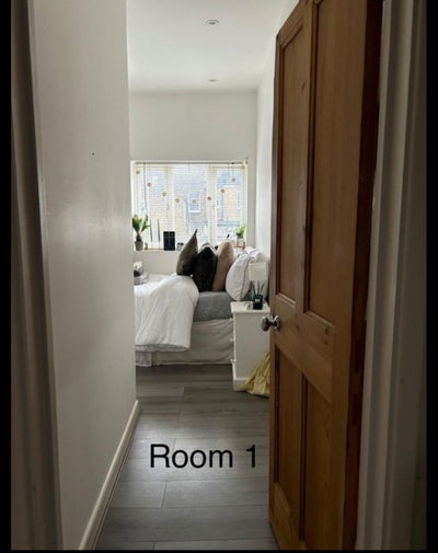Double room available in Tooting Broadway  Main Photo