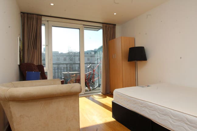 Last Vibrant Double Room in Hackney Empire/Central Main Photo