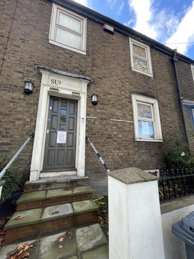 Rooms available close to Chatham High street  Main Photo