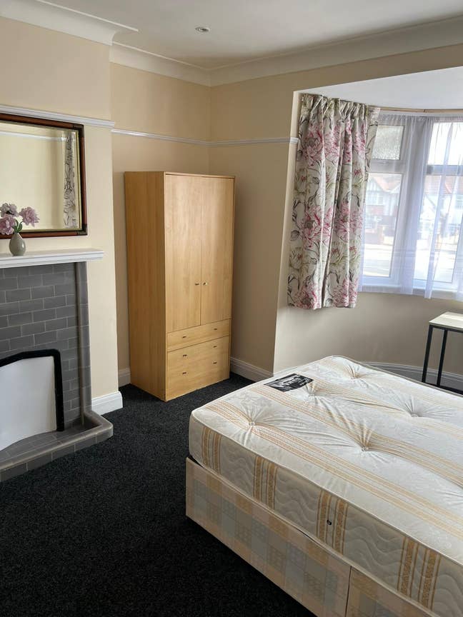Beautiful Double Room to Rent in  Osterley Main Photo