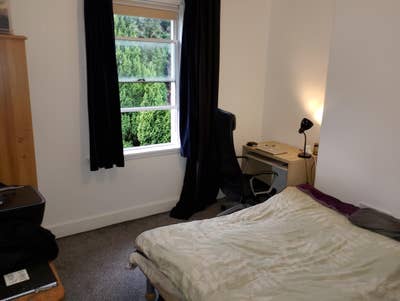 Large double room available in Slateford Main Photo