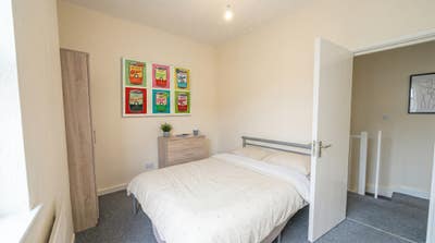 🔥 Southville House Share | Walk to City Centre Main Photo