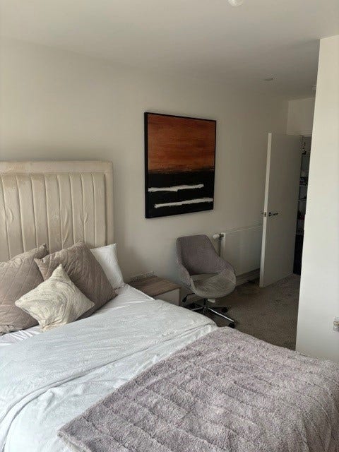 Spacious en-suite double bedroom - Barking Main Photo