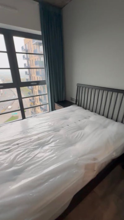 Looking for flatmate Main Photo