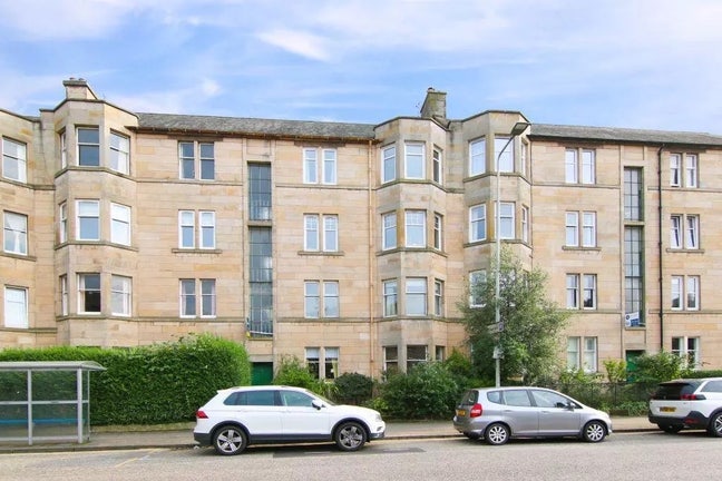 Comfortable Central Stockbridge Location  Main Photo