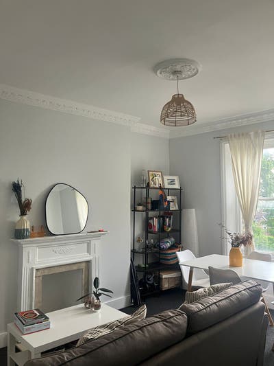 Whole 2b flat sublet in July Main Photo