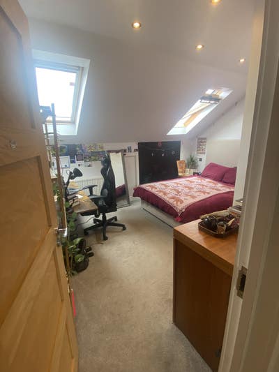 Huge Bright Double Room in Hendon, 1050 bills incl Main Photo