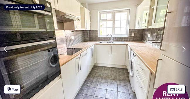 Large Double Room Available in Brooklands – Great  Main Photo