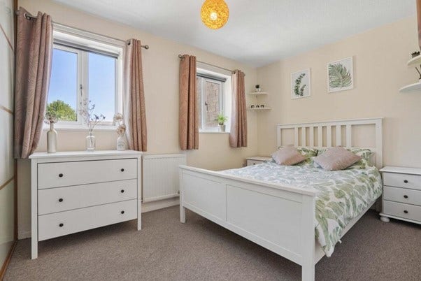 Double Room in Witney Main Photo