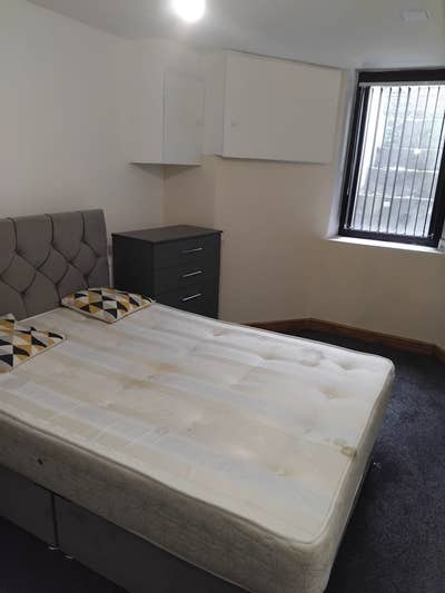 Room 7, 12 Grantham Terrace, BD7 Main Photo