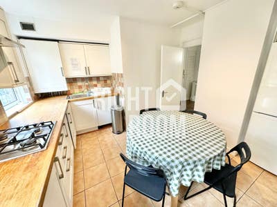 4 Rooms Available on Iconic Abbey Road NW8 Main Photo