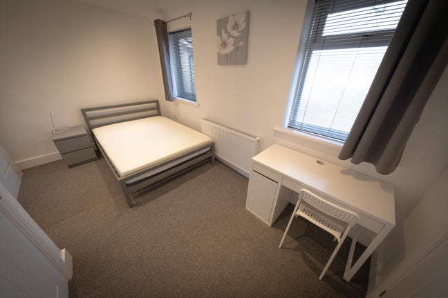 Large Double Room with Ensuite, All Bills Inc. Main Photo