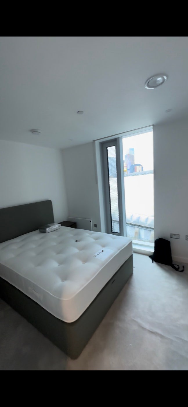 En suite flat share urgently needed Main Photo