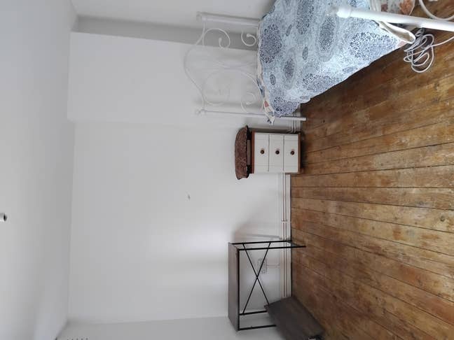 a Spacious  Double Room with Single Bed Main Photo