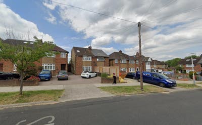 DSS - Studio Flat Available in Ruislip HA4 Main Photo