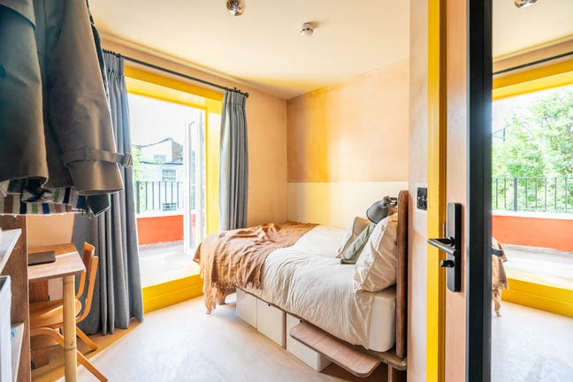 Furnished ensuite room in shared House｜Bills incl. Main Photo