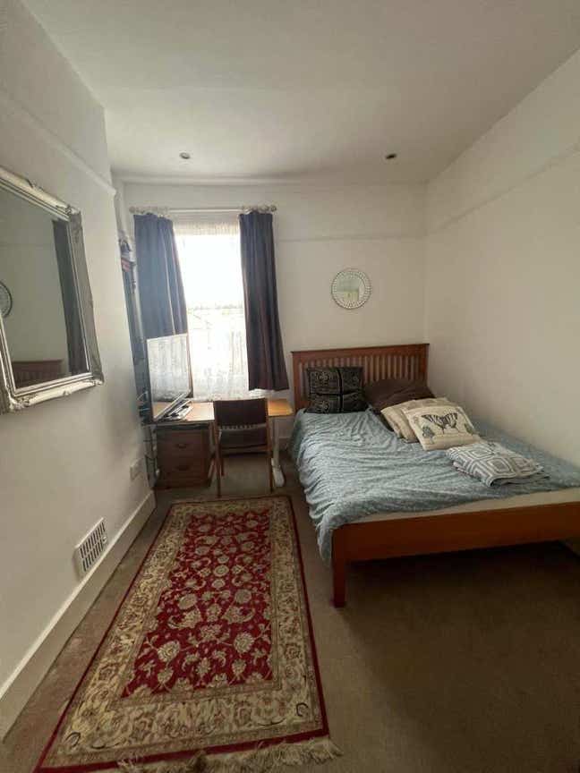 Room to Rent – SW11, Clapham Junction (5 min walk) Main Photo