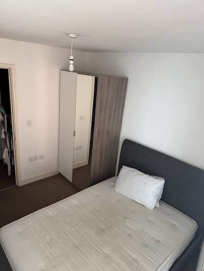 Double room - short term Main Photo