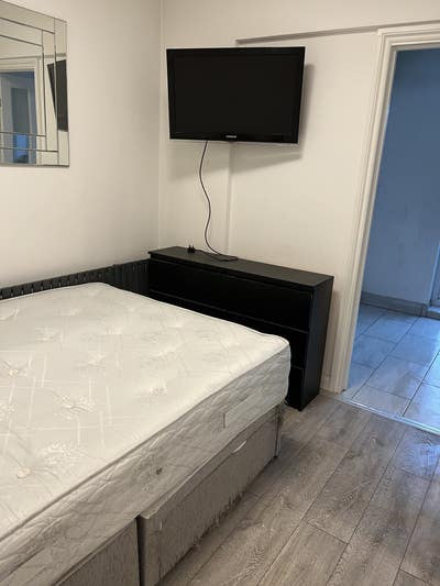 Ground floor one bed flat  Main Photo