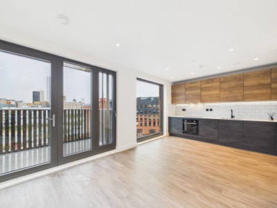 Pitt Street, Birmingham – 2 Bedrooms Flat Main Photo