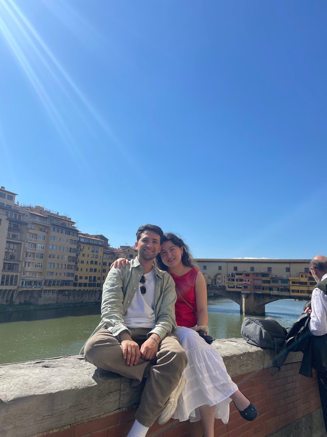 Couple looking for a one bedroom flat  Main Photo