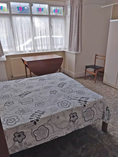 We have a well-furnished Double Room in a detached Main Photo