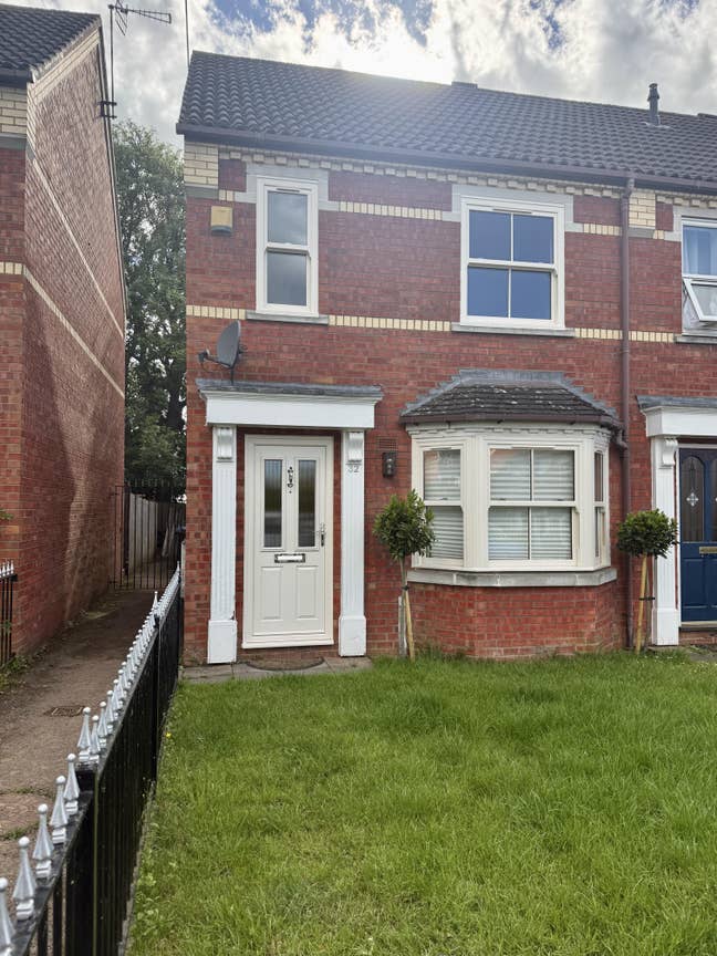 💞Refurbished double room North Leamington Spa💞 Main Photo