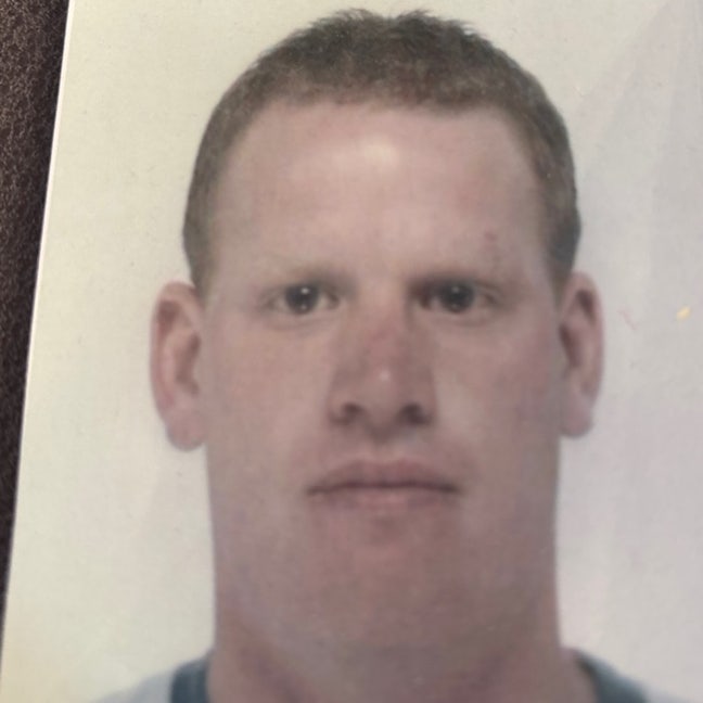 43 year old Male seeks a single or double room Main Photo