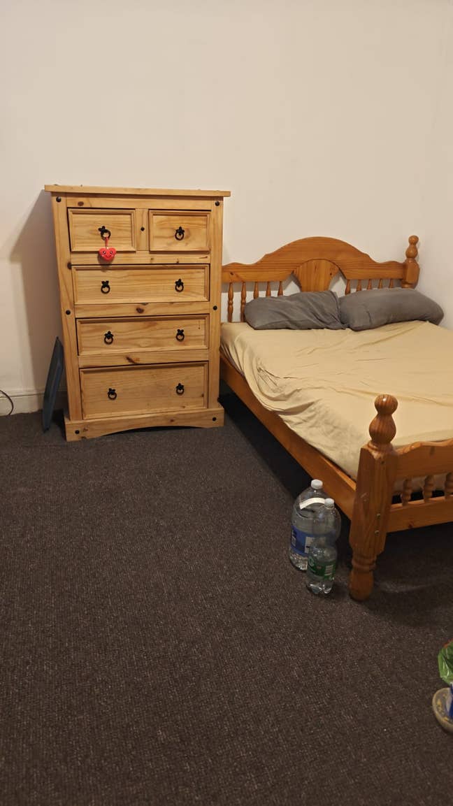 Studio-Style Double Room-Manor Road, Romford (RM1  Main Photo