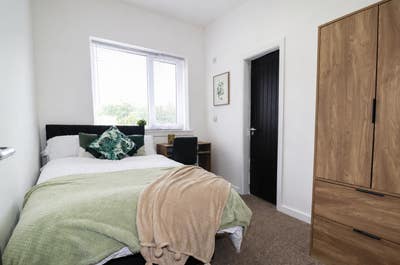 ✨ Budget Friendly Room - M24😃 Main Photo