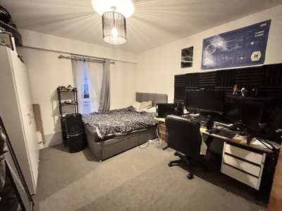 Large Single Bedroom with En-Suite - Ancoats Main Photo