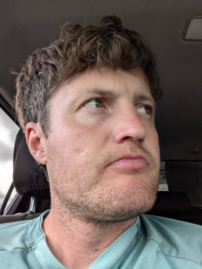 Professional Male seeking room Main Photo