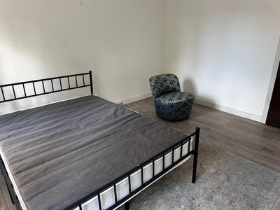 Lovely home for professionals  Main Photo