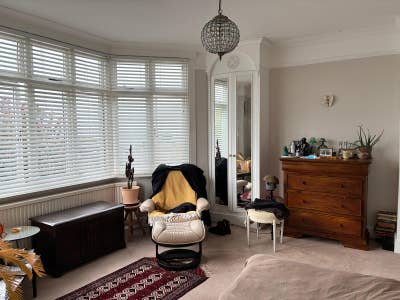 Master bedroom & own office, Sanderstead Main Photo
