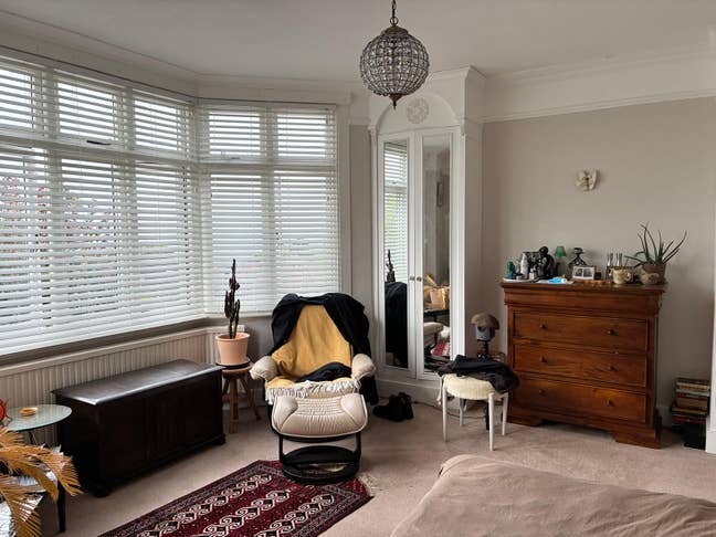 Master bedroom & own office, Sanderstead Main Photo