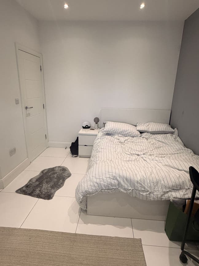 ✨ Double Bedroom with Own Bathroom (Tooting)✨  Main Photo