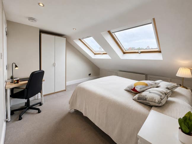 Stunning, new double next to Tooting Common! ✨ Main Photo