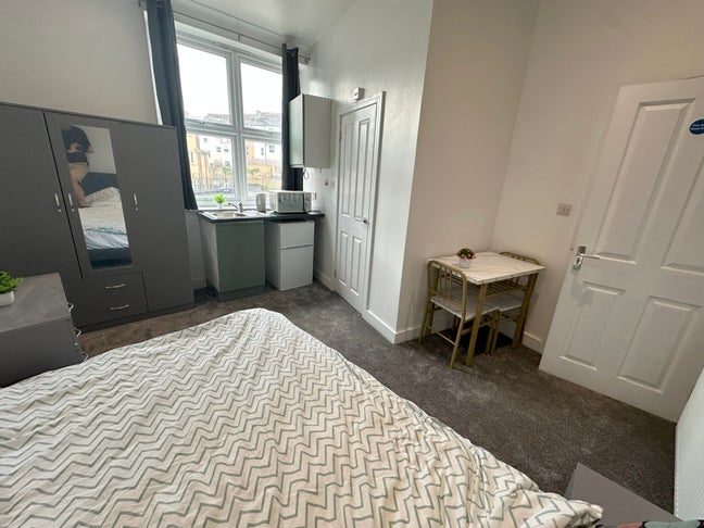 Double bedroom Ensuite near Folkestone Town Centre Main Photo