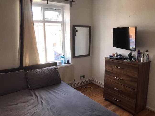 Two rooms available in zone 2(92) Main Photo