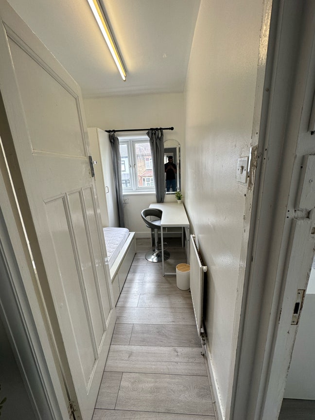  Single & double room  available-female preferred  Main Photo